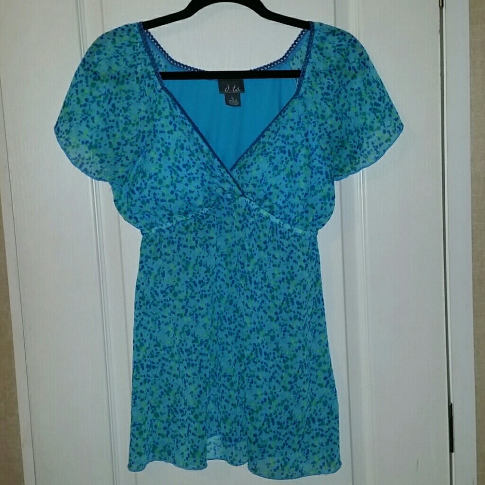 SALE! Top